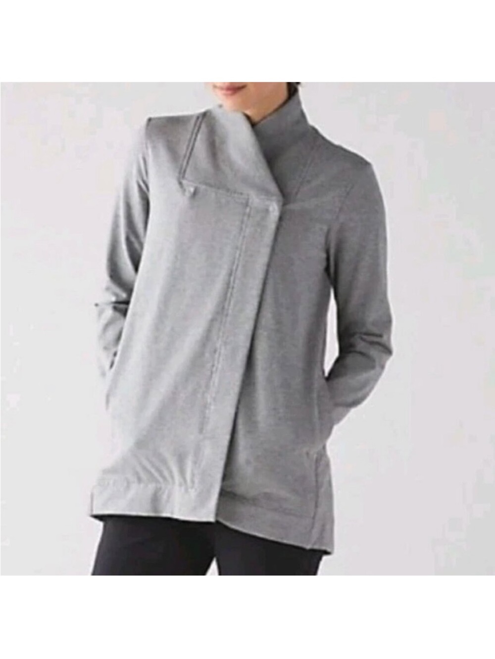 Lululemon Belle Wrap
Heathered Medium Grey - Picture 6 of 8